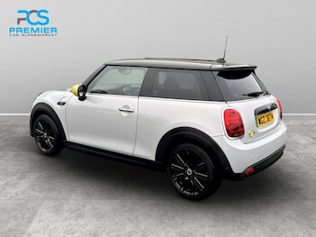 Used MINI Hatch 2022 for sale - 77213155: Photo