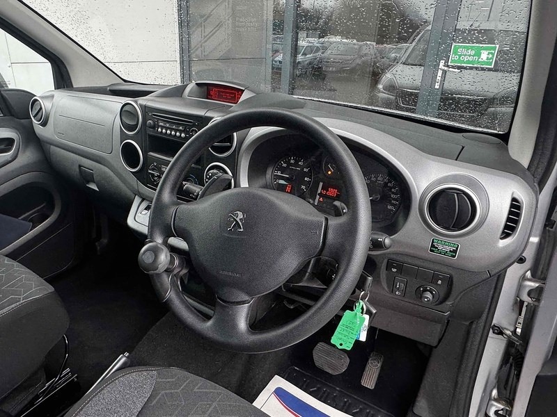 Vehicle 28