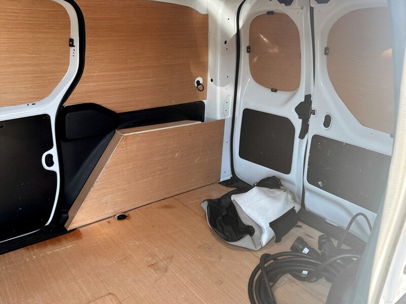 Used Nissan Other 2023 for sale - 78060116: Photo 21