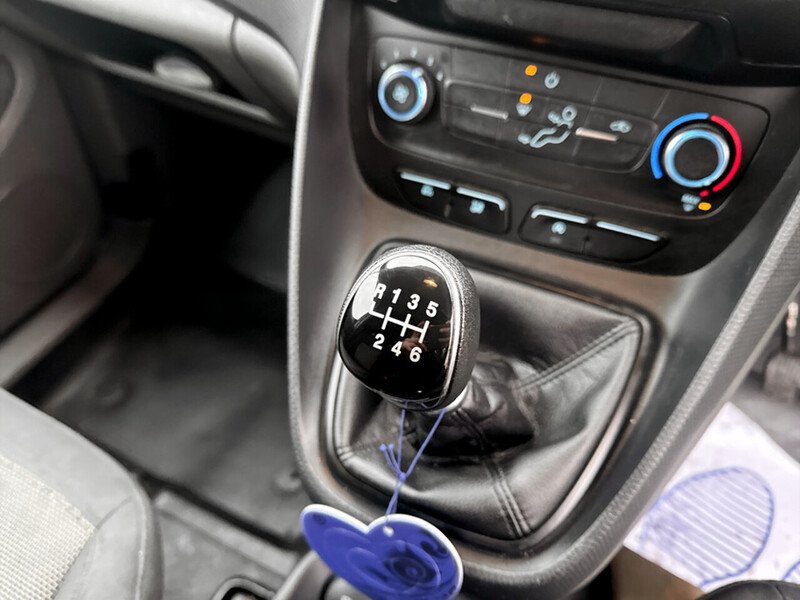 Used Ford Transit Connect 2020 for sale - 77303228: Photo 17