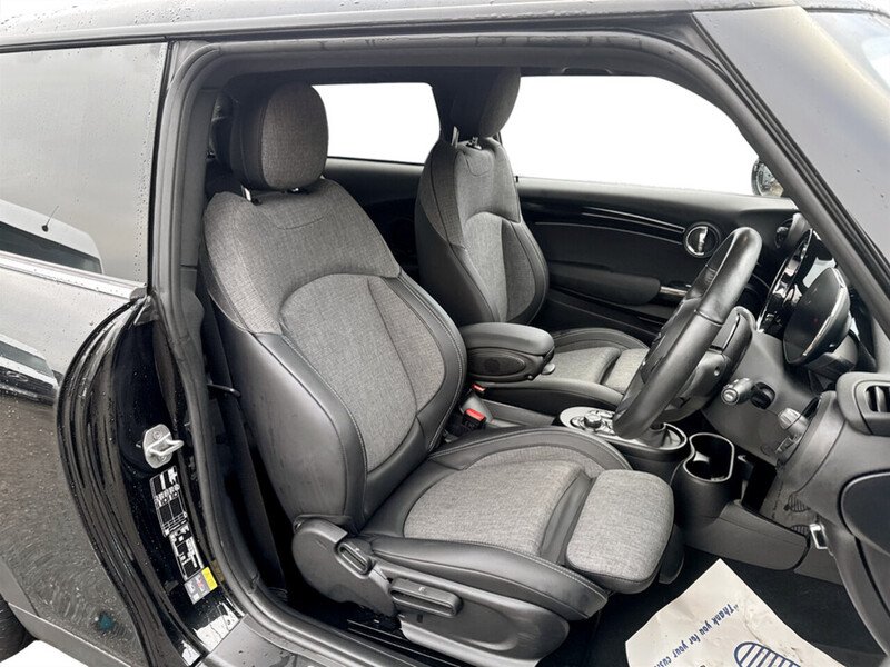 Used MINI Hatch 2023 for sale - 77241778: Photo 13