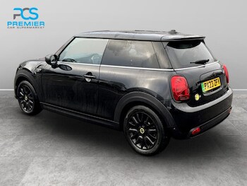 Used MINI Hatch 2023 for sale - 77241778: Photo