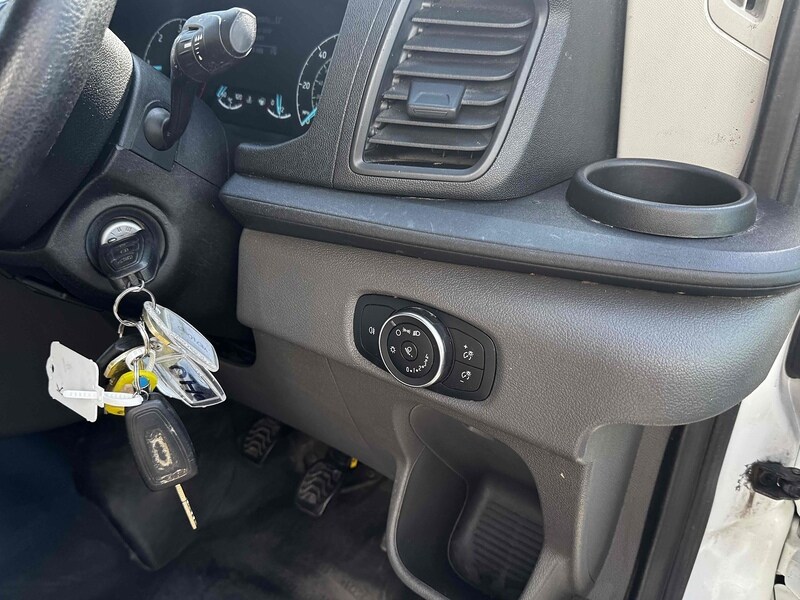 Vehicle 33