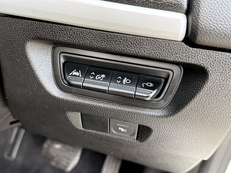 Used Renault Zoe 2022 for sale - 78107321: Photo 12