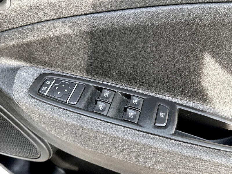 Used Renault Zoe 2022 for sale - 78107321: Photo 17