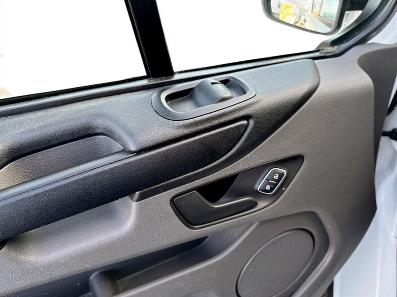 Used Ford Transit Custom 2022 for sale - 77003353: Photo 25