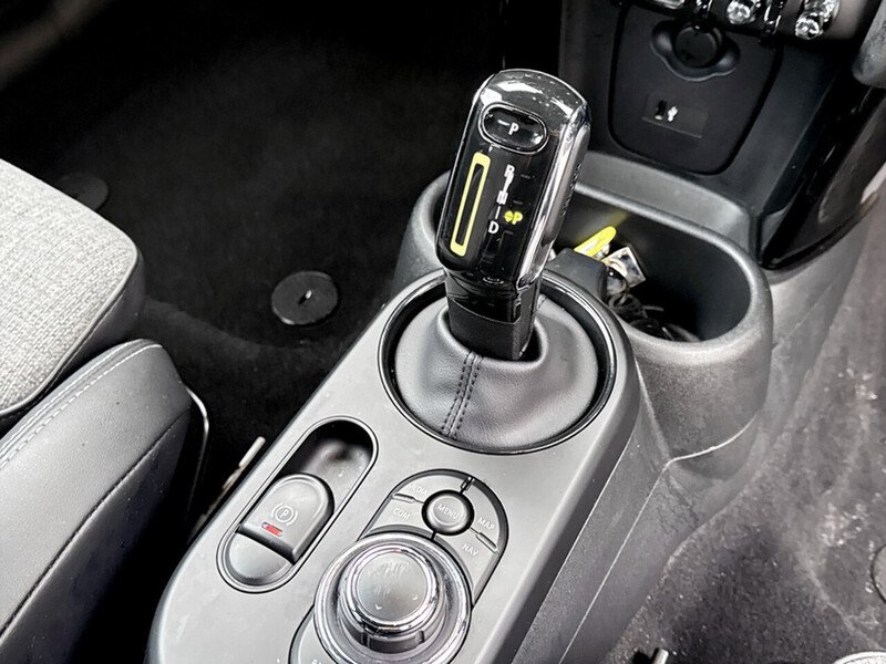 Used MINI Electric Hatch 2022 for sale - 76918059: Photo 18