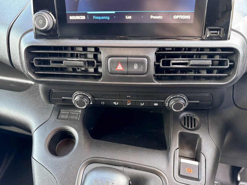 Used Peugeot Partner 2023 for sale - 76673053: Photo 30