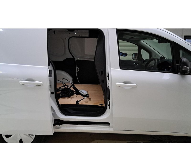 Used Nissan Other 2023 for sale - 77483576: Photo 5