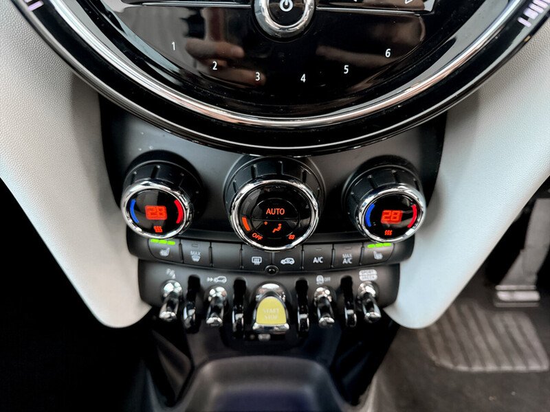 Used MINI Hatch 2021 for sale - 76969742: Photo 25