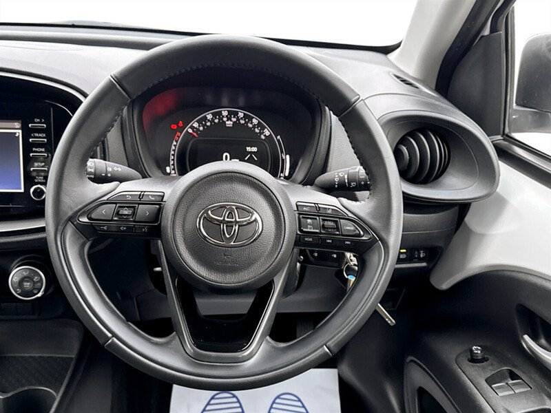 Used Toyota Aygo X 2022 for sale - 77107256: Photo 8