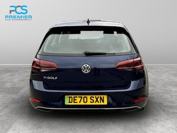 Used Volkswagen Golf 2020 for sale - 78901229: Photo