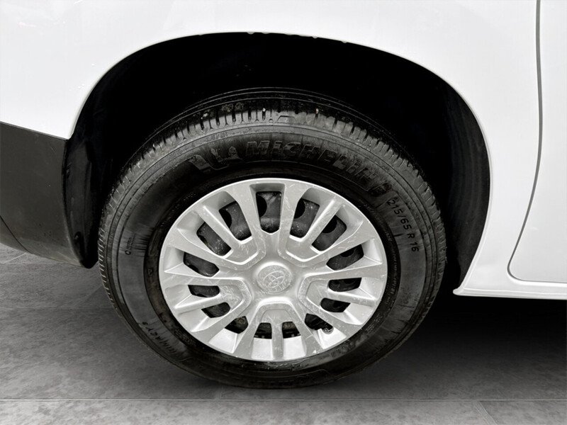 Used Toyota ProAce 2023 for sale - 77003352: Photo 12