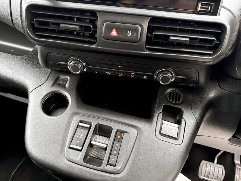 Used Toyota ProAce 2023 for sale - 77003352: Photo 13