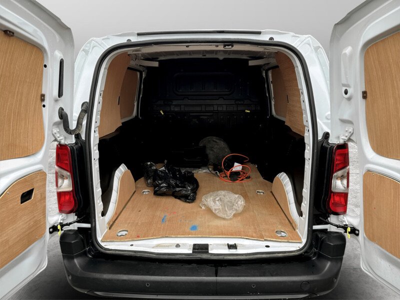 Used Toyota ProAce 2023 for sale - 77003352: Photo 15