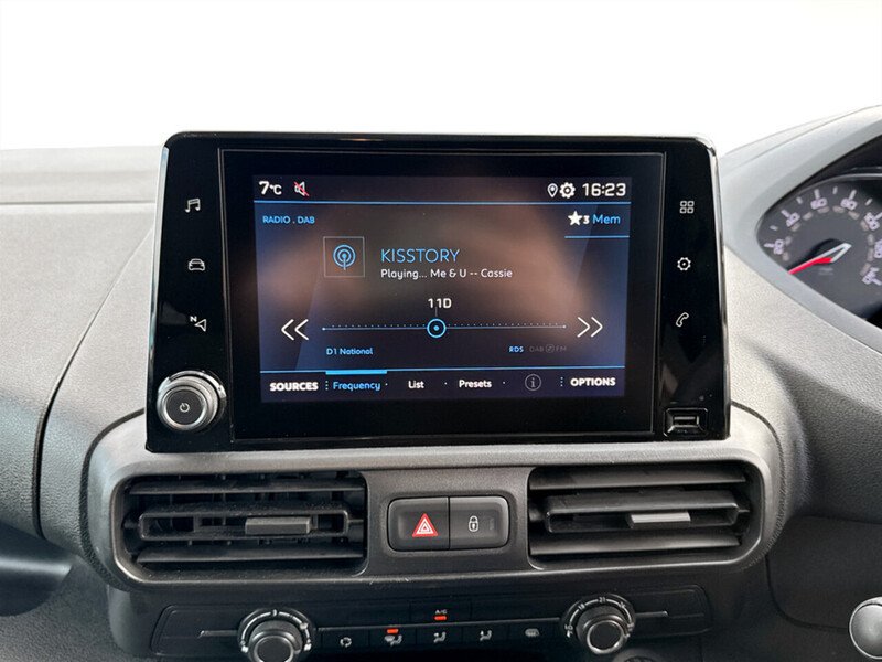 Used Peugeot Partner 2022 for sale - 78060125: Photo 10