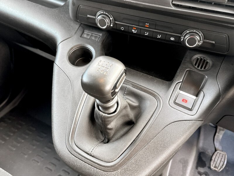 Used Peugeot Partner 2022 for sale - 78060125: Photo 21