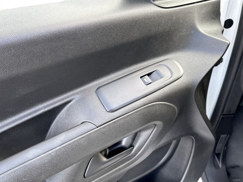 Used Peugeot Partner 2022 for sale - 78060125: Photo 27