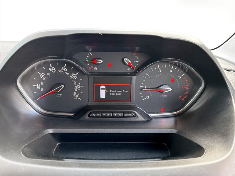 Used Peugeot Partner 2022 for sale - 78060125: Photo 33