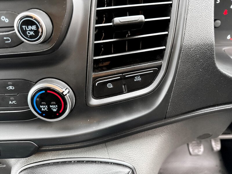 Used Ford Transit Custom 2021 for sale - 76346067: Photo 32
