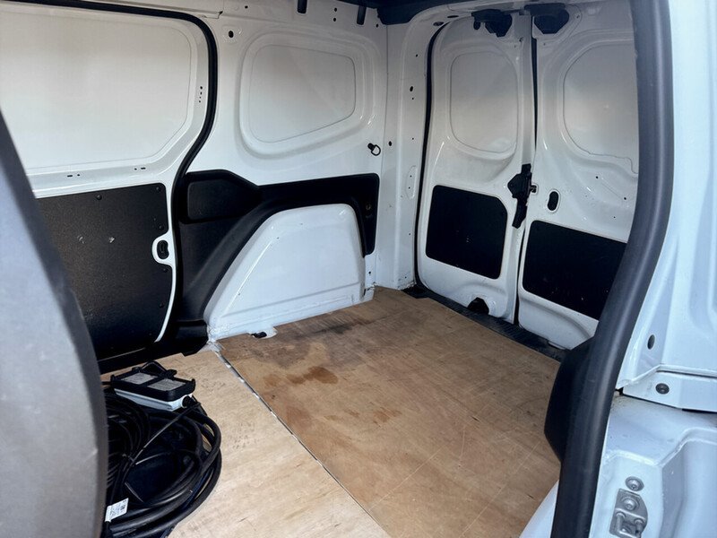 Used Nissan Other 2023 for sale - 77990161: Photo 36