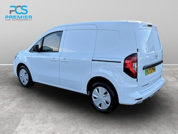 Used Nissan Other 2023 for sale - 77990161: Photo