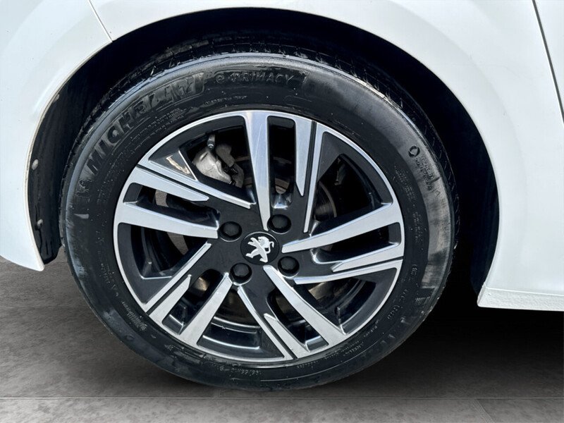 Used Peugeot 208 2023 for sale - 77974491: Photo 28