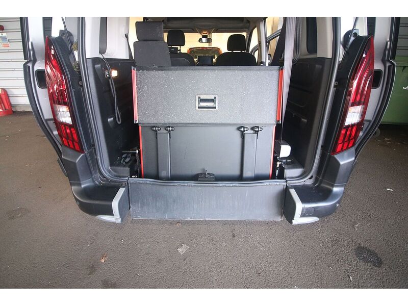 Used Peugeot Rifter 2022 for sale - 77947034: Photo 8