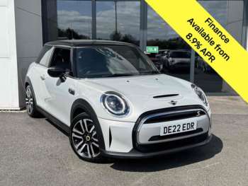 2022 - Cooper SE Level 2 3-Door
