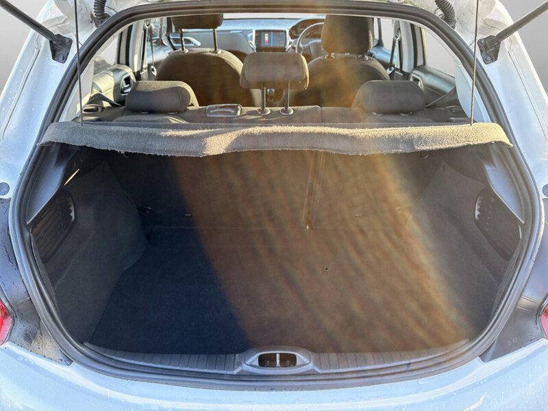 Used Peugeot 208 2018 for sale - 76643025: Photo 13