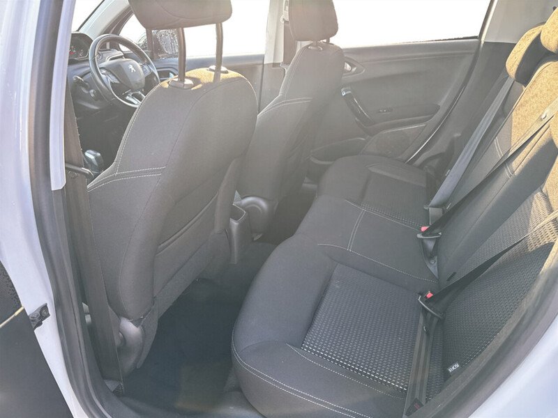 Used Peugeot 208 2018 for sale - 76643025: Photo 16