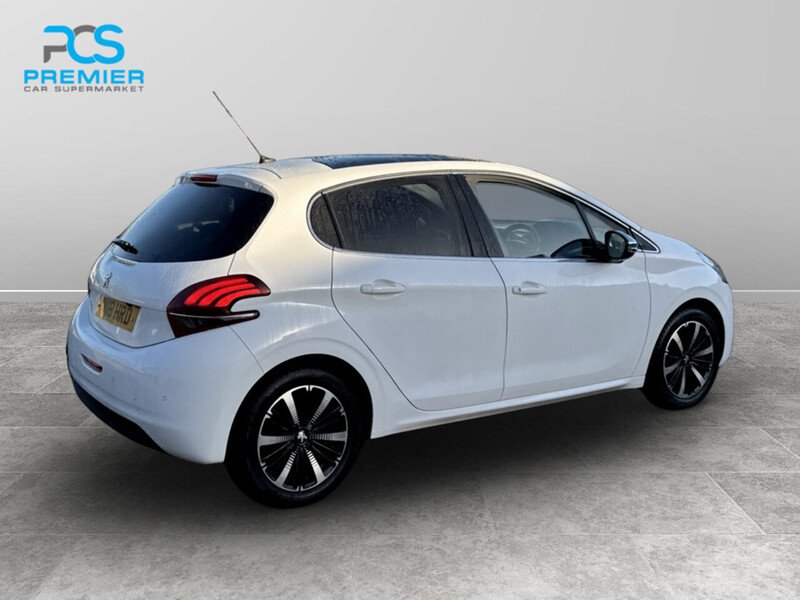 Used Peugeot 208 2018 for sale - 76643025: Photo 19