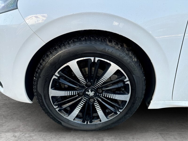 Used Peugeot 208 2018 for sale - 76643025: Photo 28