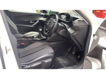 Used Peugeot 2008 2021 for sale - 79667575: Photo