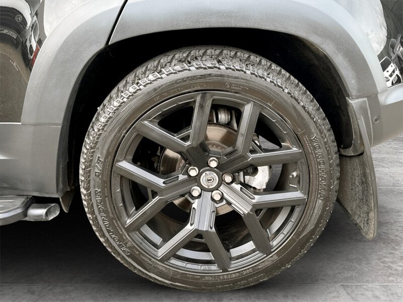 Used Land Rover Defender 2020 for sale - 76163633: Photo 11