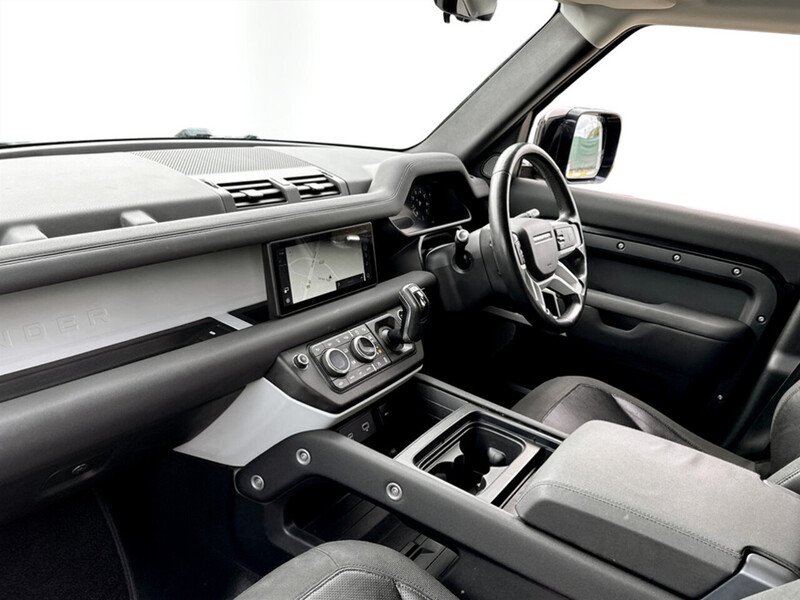 Used Land Rover Defender 2020 for sale - 76163633: Photo 15