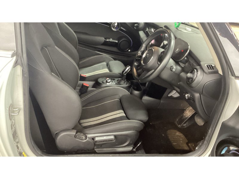 Used MINI Hatch 2022 for sale - 77565840: Photo 4