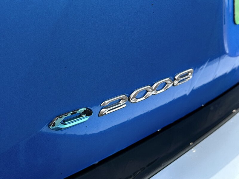 Used Peugeot E-2008 2021 for sale - 77319732: Photo 28