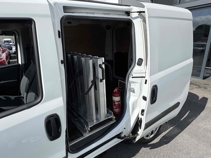 Vehicle 33