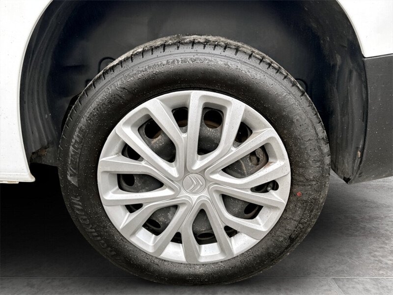 Vehicle 14