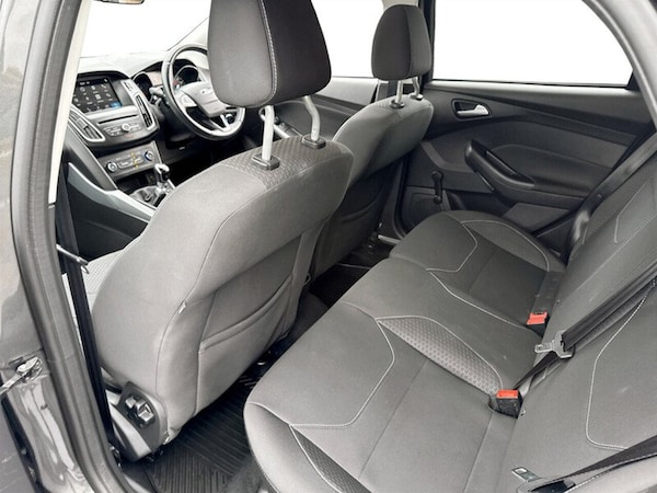 Used Ford Focus 2016 for sale - 76232415: Photo 14