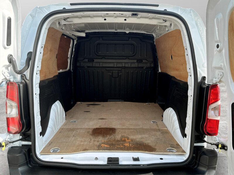 Vehicle 31