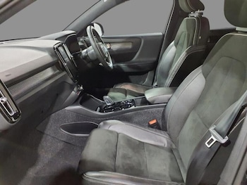 Used Volvo XC40 2020 for sale - 77850808: Photo