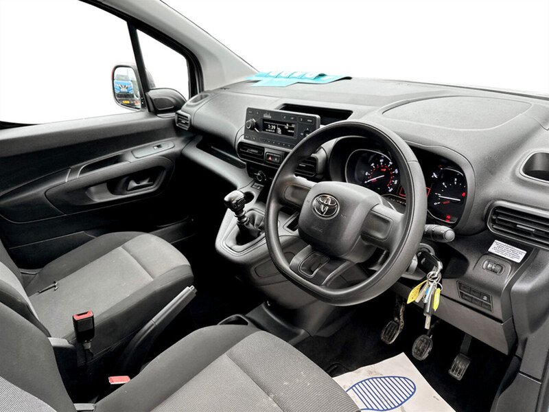 Used Toyota ProAce 2022 for sale - 76962858: Photo 17