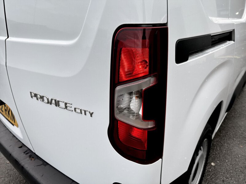 Used Toyota ProAce 2022 for sale - 76962858: Photo 23