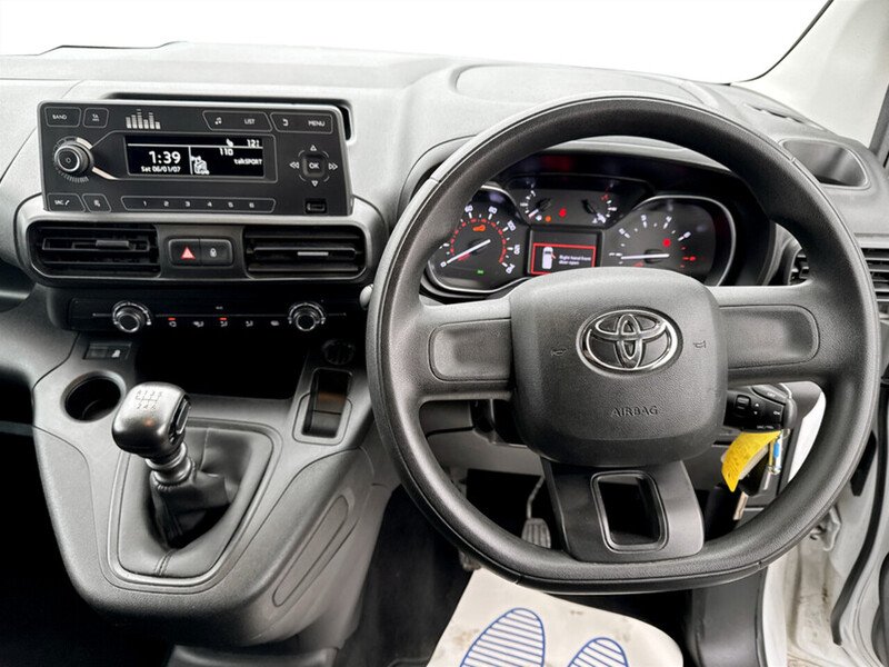 Used Toyota ProAce 2022 for sale - 76962858: Photo 8