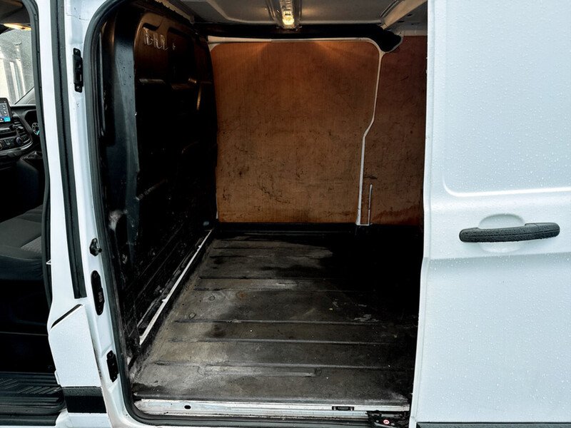 Used Ford Transit Custom 2022 for sale - 76378859: Photo 9