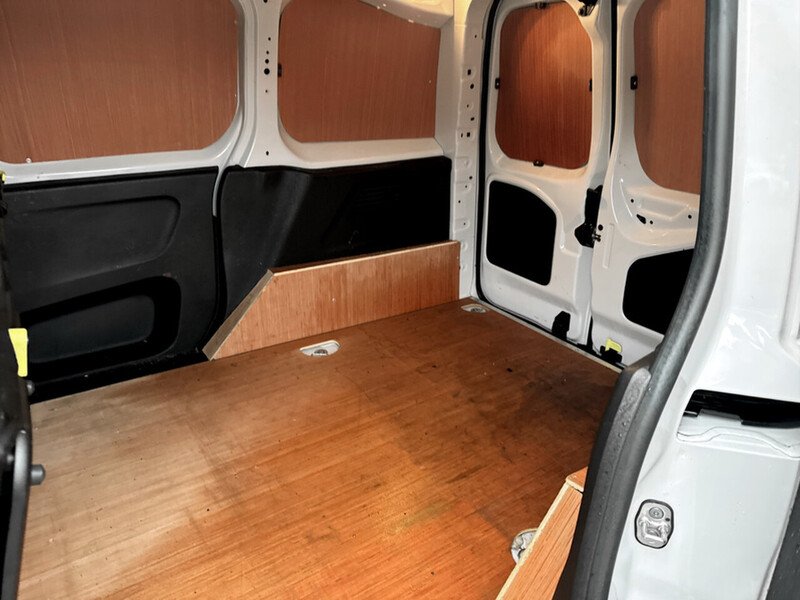 Used Peugeot Partner 2023 for sale - 76694344: Photo 12