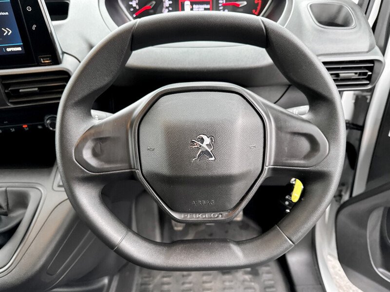 Used Peugeot Partner 2023 for sale - 76694344: Photo 18