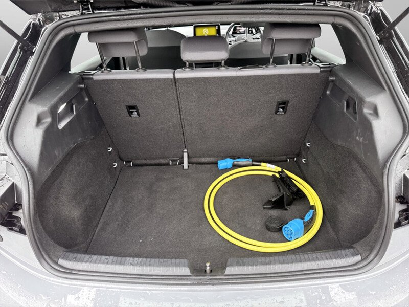 Used Volkswagen ID.3 2023 for sale - 77704098: Photo 29